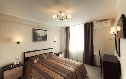 Гостиница "Октябрьская" Гостиница "Октябрьская"