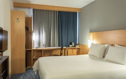 Отель "Ибис" Отель "Ибис"