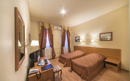 Гостиница "История" Гостиница "История"