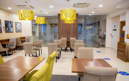 Отель "Хэмптон" Отель "Хэмптон"